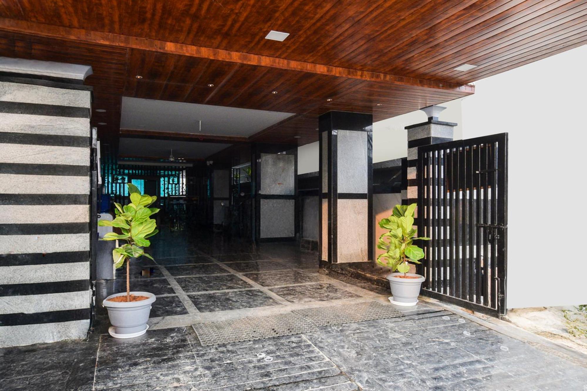 Super Collection O Gachibowli Phase - 1 Near Isb Hotel Exterior photo